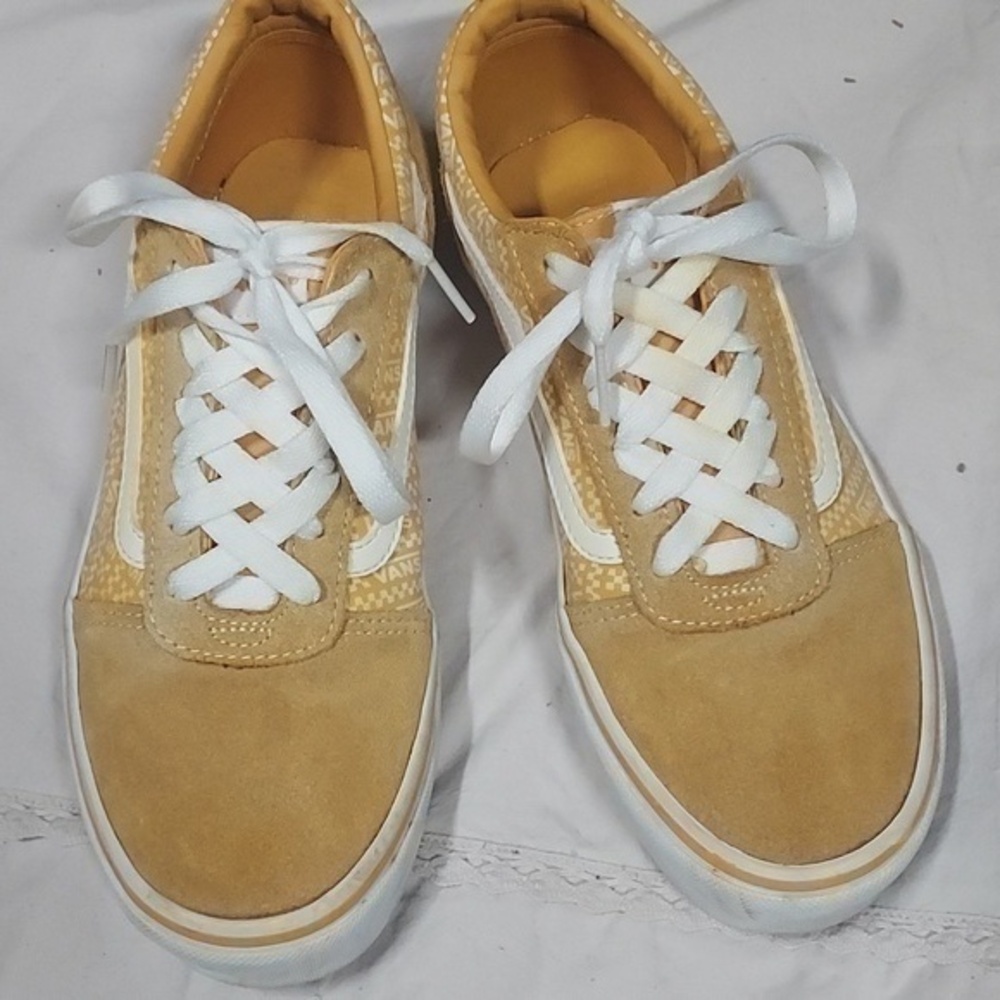 Vans  Mustard Yellow Low Top Sneakers Youth Size 6